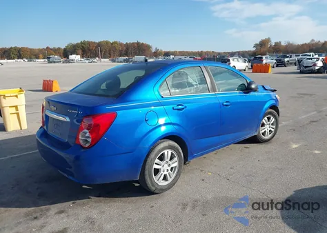 2016 Chevrolet Sonic Lt Auto z USA, uszkodzony, nr VIN 1G1JC5SHXG4173578